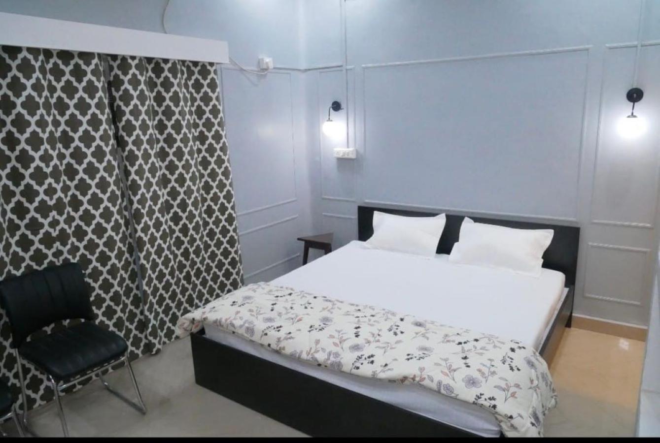 Janki Kunj Varanasi- 3 Room Home Eksteriør bilde